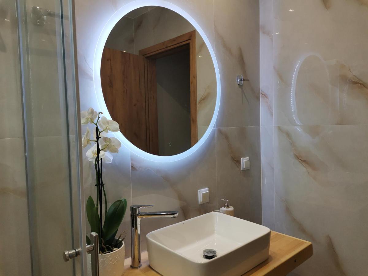 Nely'S Luxury Home 奈德里 外观 照片